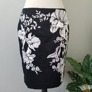 White House Black Market skirt 8